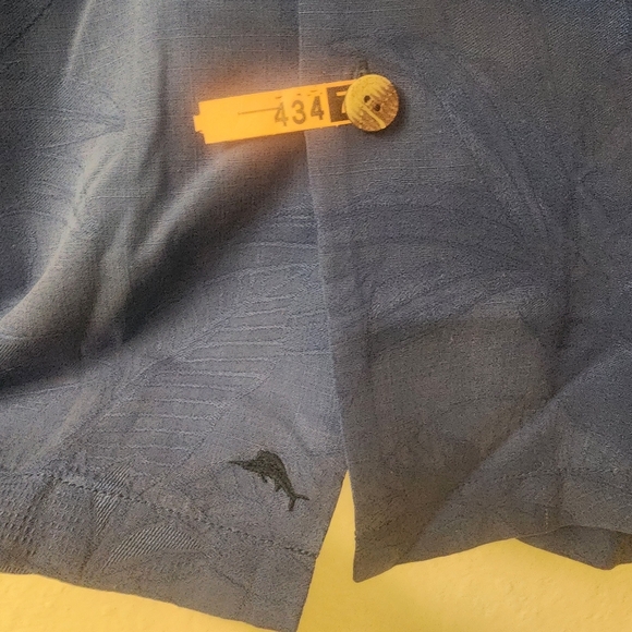 Tommy Bahama Floral Hawaiian 100% Silk Navy Blue Shirt Mens XXL - Picture 3 of 9